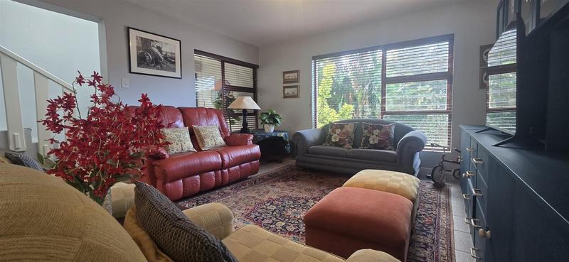 5 Bedroom Property for Sale in Hersham Western Cape